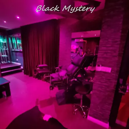 Romantikapartment Black Mystery *