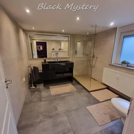 Romantikapartment Black Mystery Appartement Remscheid